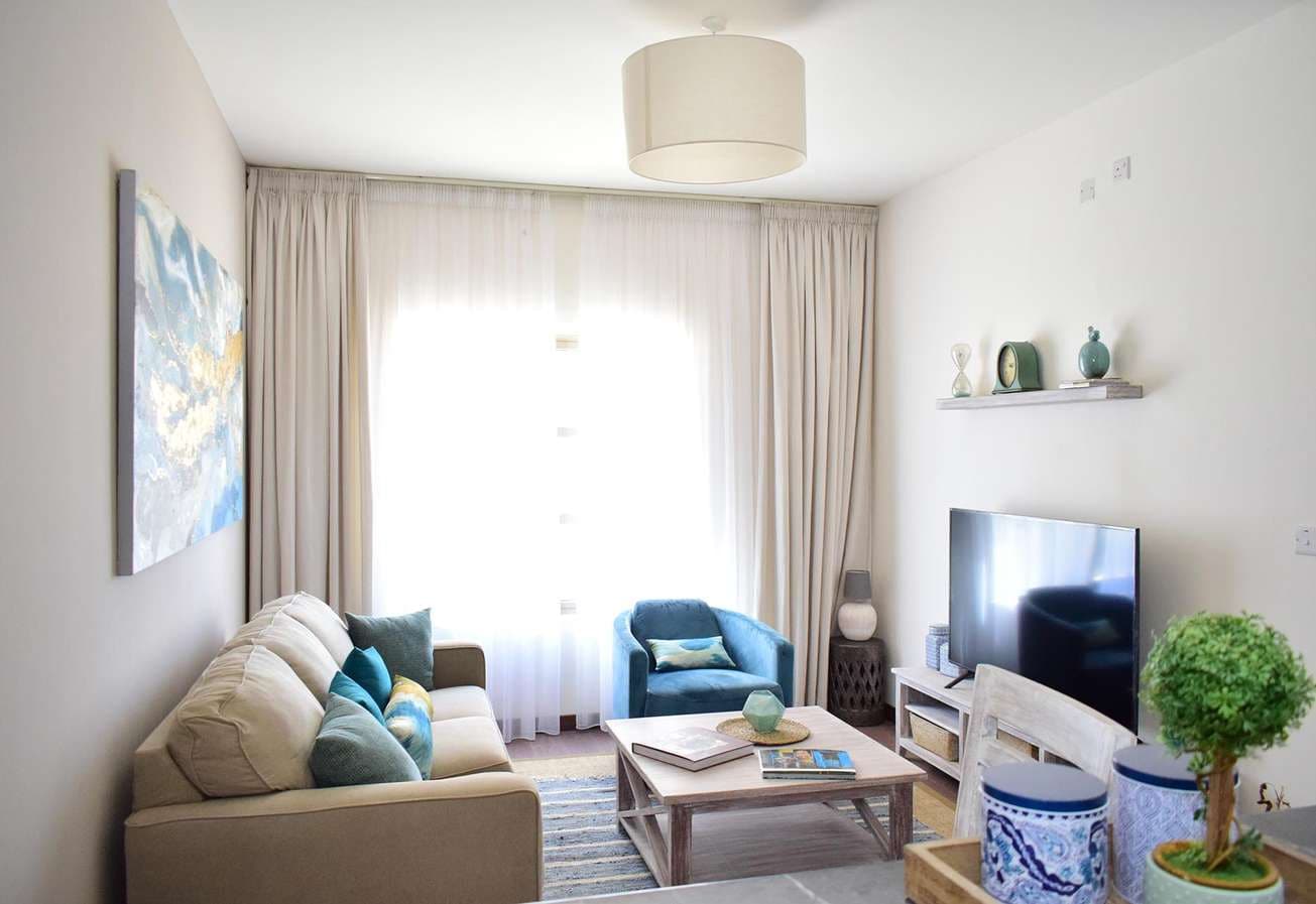 1255 Palm Ridge Phase 2: Living room